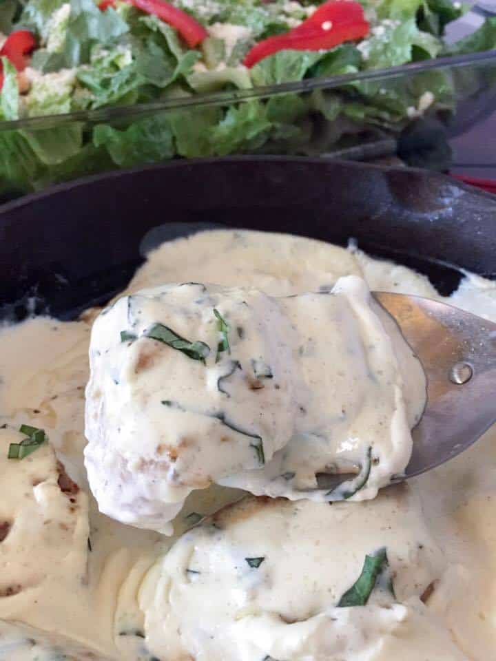 creamy-basil-chicken thighs-low carb-thm