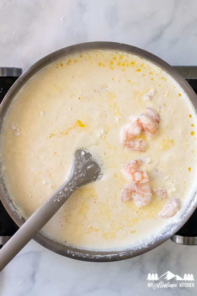 keto alfredo sauce with shrimp in skillet