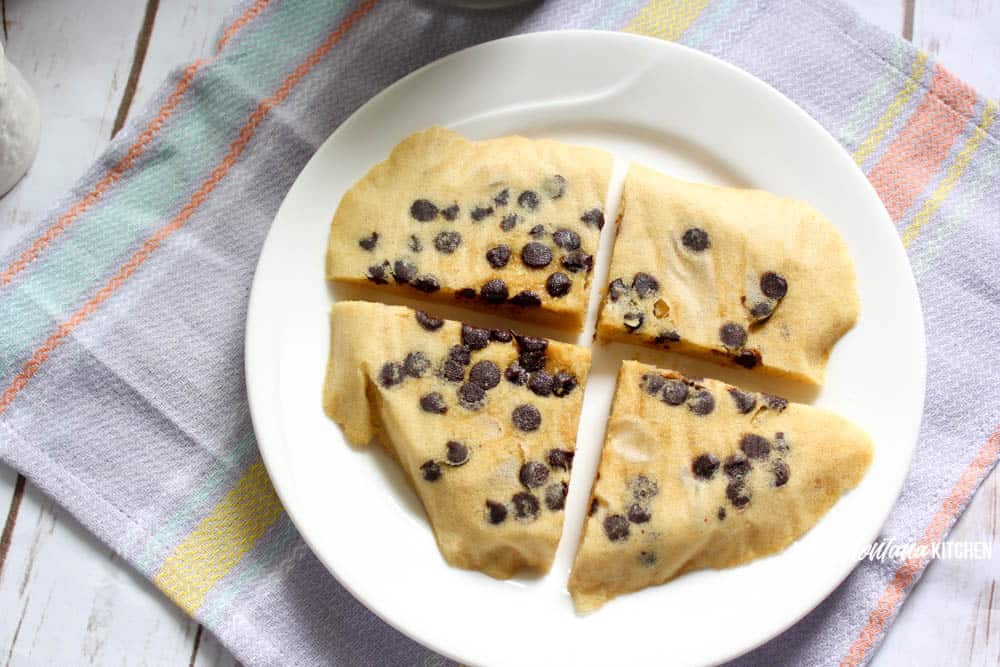 2 Minute Peanut Butter Chocolate Chip Cookie (Low Carb, Sugar Free, THM