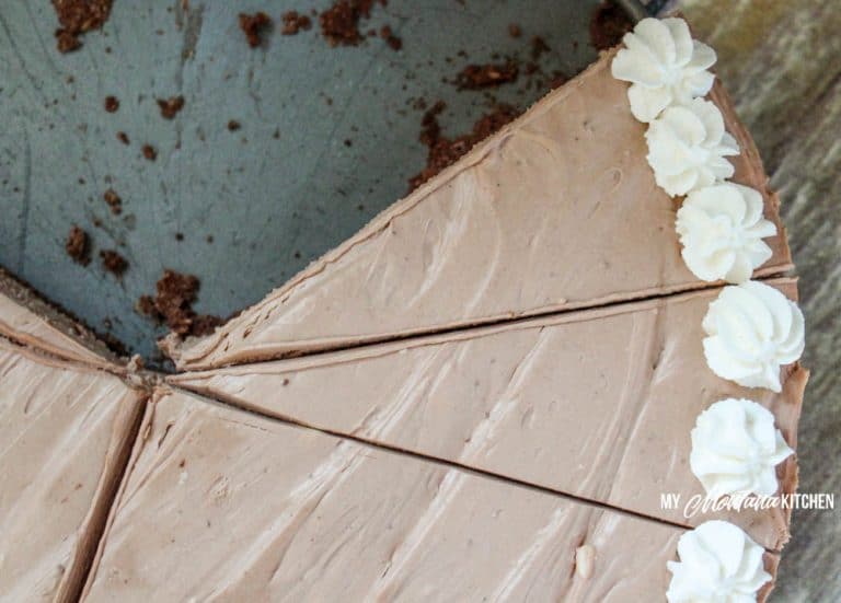 No Bake Chocolate Cheesecake (Low Carb, Sugar Free, THM-S) #trimhealthymama #nobake #thm #mymontanakitchen #lowcarb #sugarfree #cheesecake #chocolate