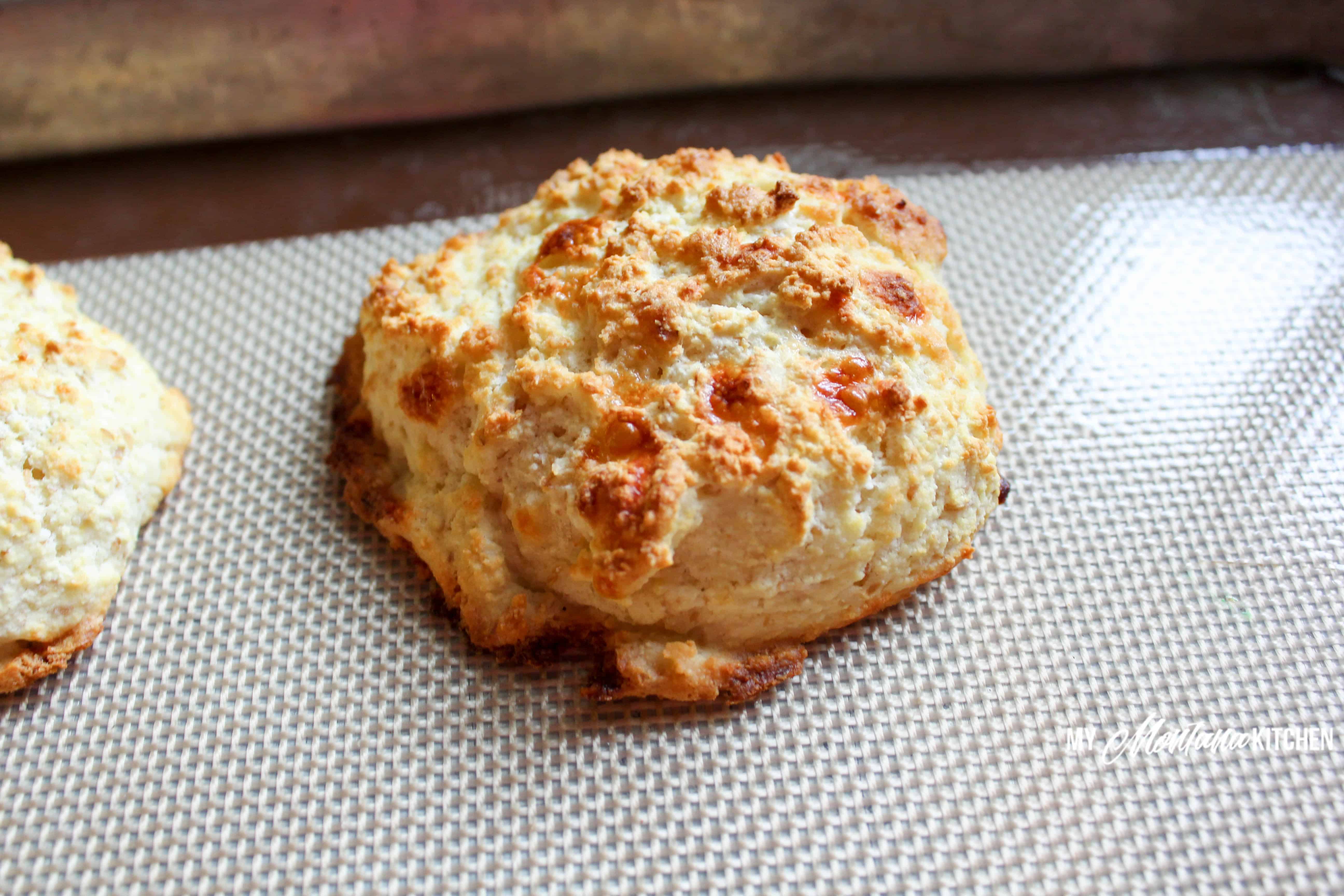 Low Carb Biscuits (THM-S, Gluten Free, Keto) #trimhealthymama #thm #thm-s #biscuits #lowcarb #keto #lowcarbbiscuit #mymontanakitchen