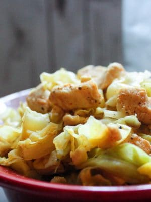 Easy Lunch Ideas - Cajun Chicken Eggroll in a Bowl (THM, Low Carb) #trimhealthymama #thmlunch #quicklunch #easylunchideas