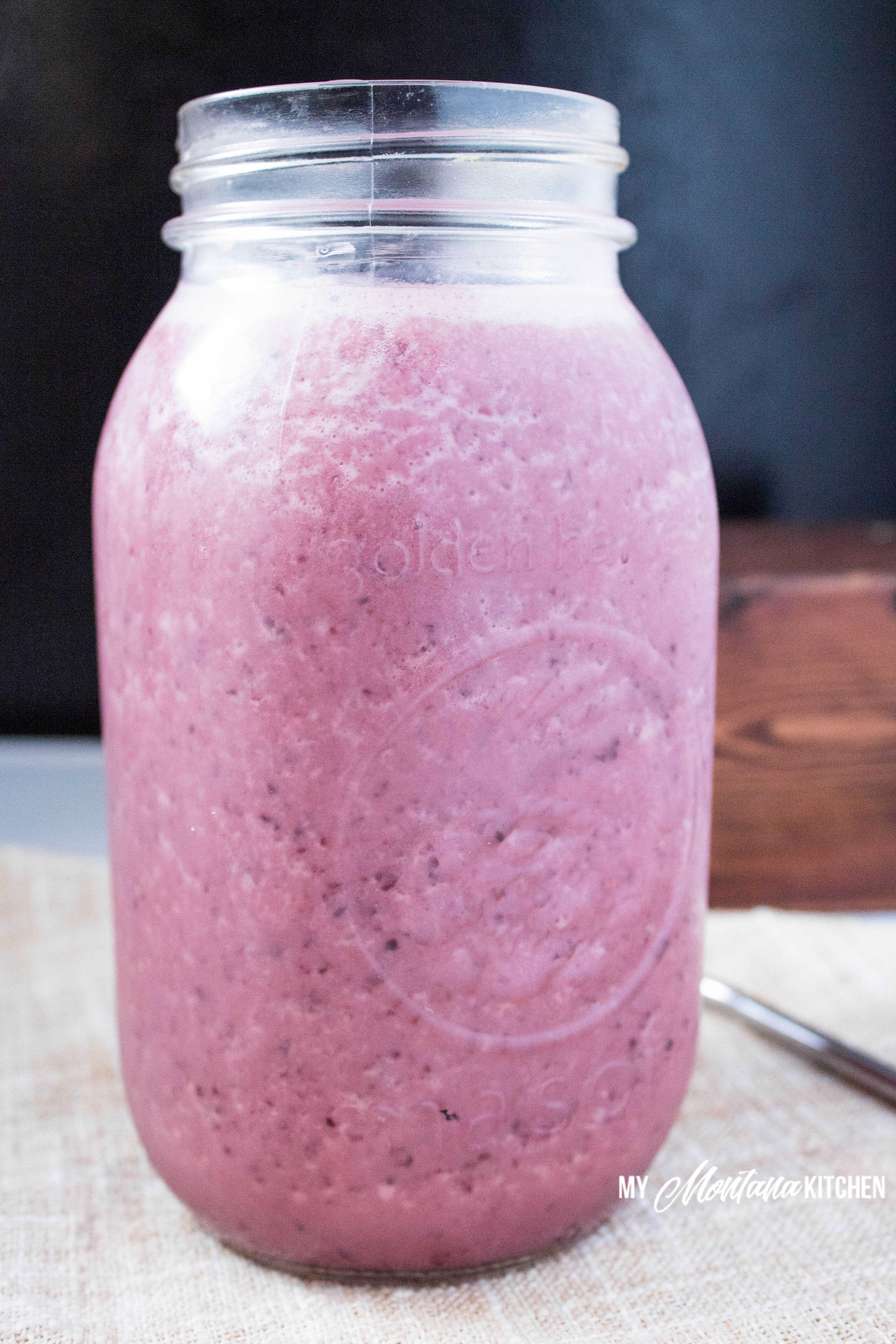 Cherry Kefir Smoothie (Low Fat, THM-E, Sugar Free) #trimhealthymama #thm #thme #healthycarbs #cherries #kefir #smoothies #healthydrink #probiotics