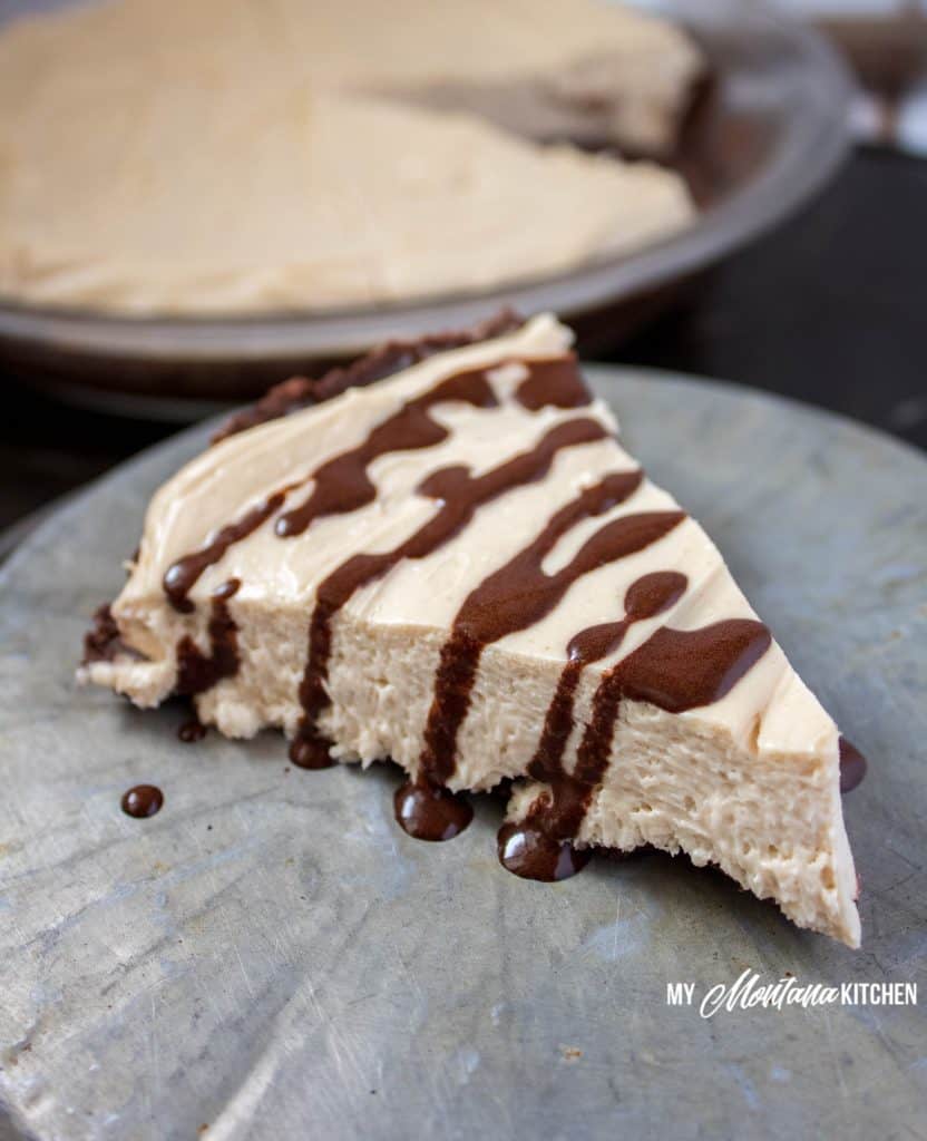 No Bake Low Carb Peanut Butter Pie (THM-S, Keto, Sugar Free, Gluten Free) #trimhealthymama #thm #lowcarb #keto #sugarfree #peanutbutter #chocolate #pie #peanutbutterpie