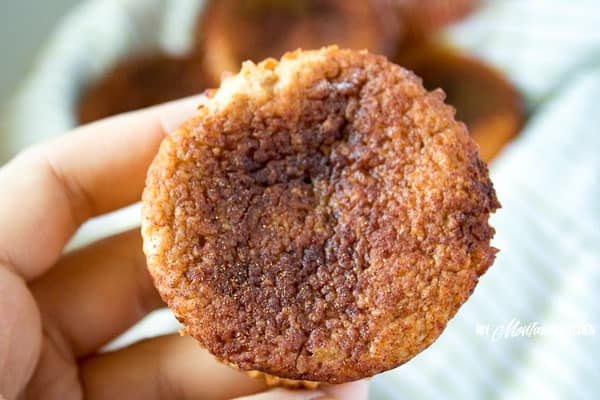 Healthy Banana Muffins (THM-E, Gluten Free, Sugar Free) #trimhealthymama #thm #thm-e #banana #bananamuffins #healthymuffins #lowfat #flourless #glutenfree #healthycarb