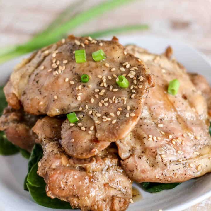 Super Simple Grilled Sesame Chicken Thighs -image