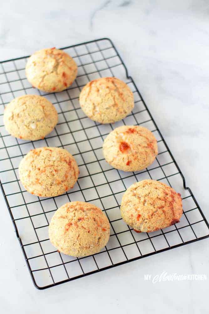 keto garlic biscuits on wire rack