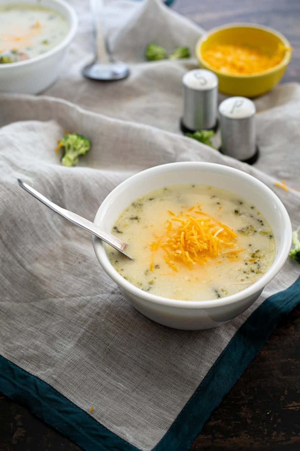 23 Easy Low Carb Soup Recipes (Instant Pot, Slow Cooker, Stovetop)