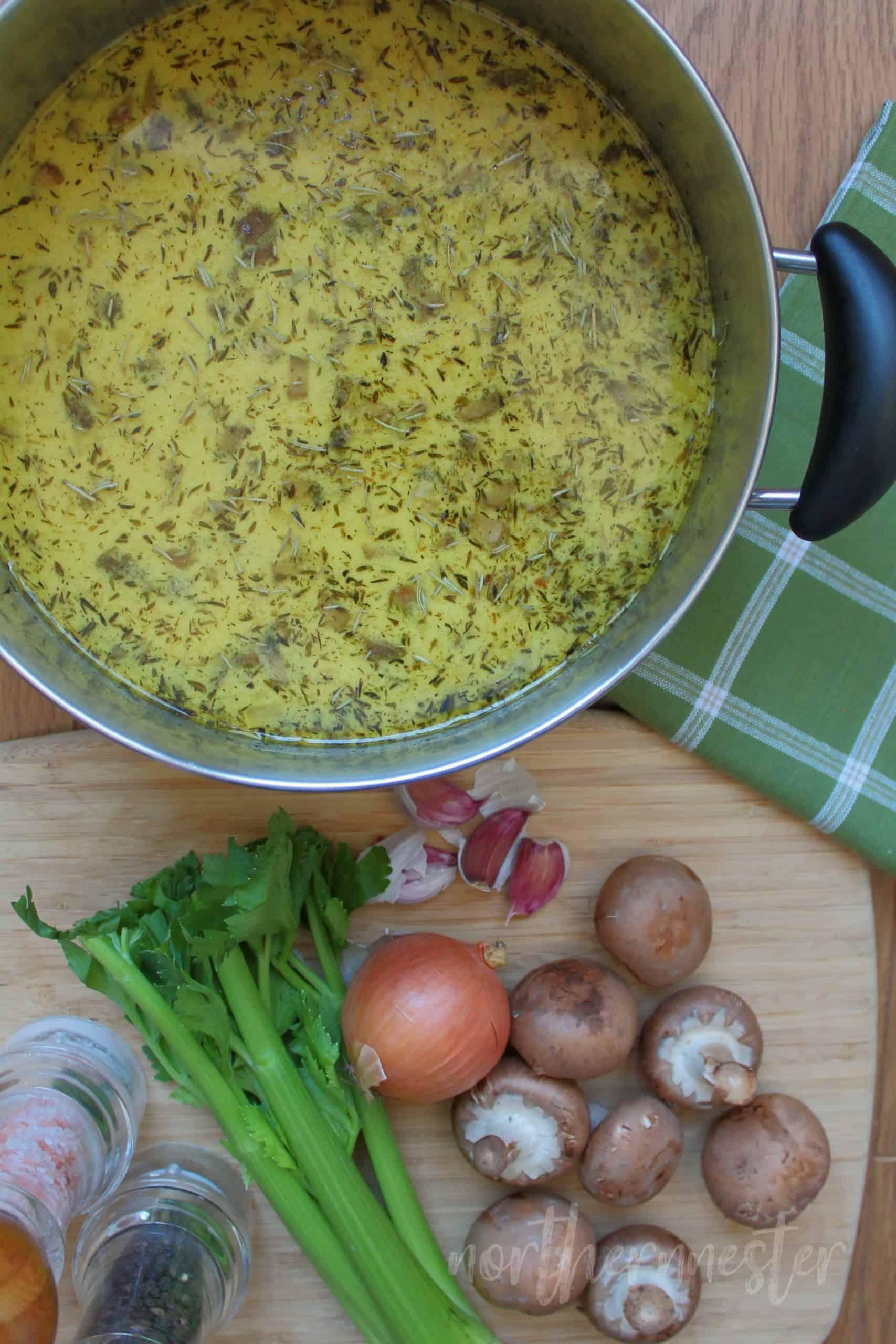 23 Easy Low Carb Soup Recipes (Instant Pot, Slow Cooker, Stovetop)