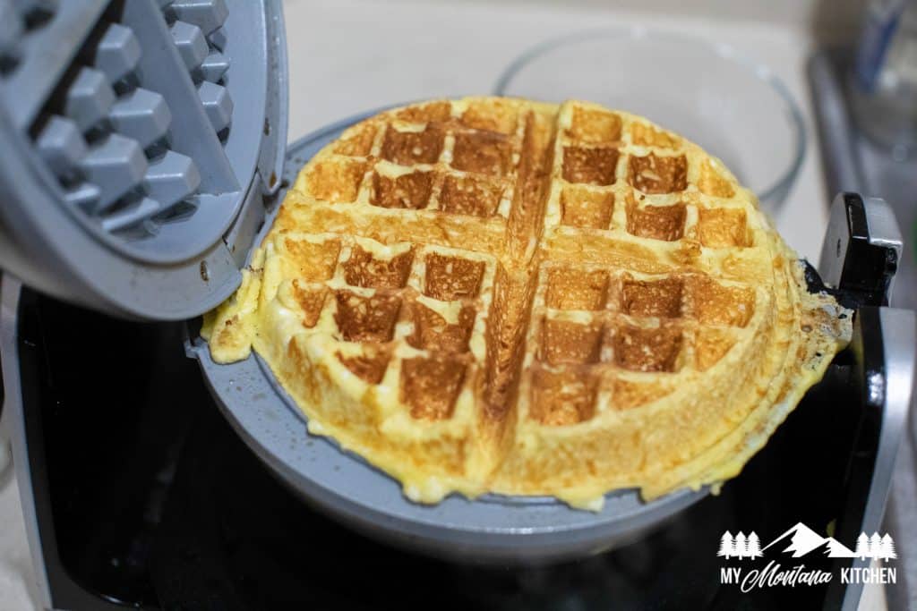 https://mymontanakitchen.com/wp-content/uploads/2020/02/cream-cheese-chaffle-lemon-curd-33-1024x683.jpg