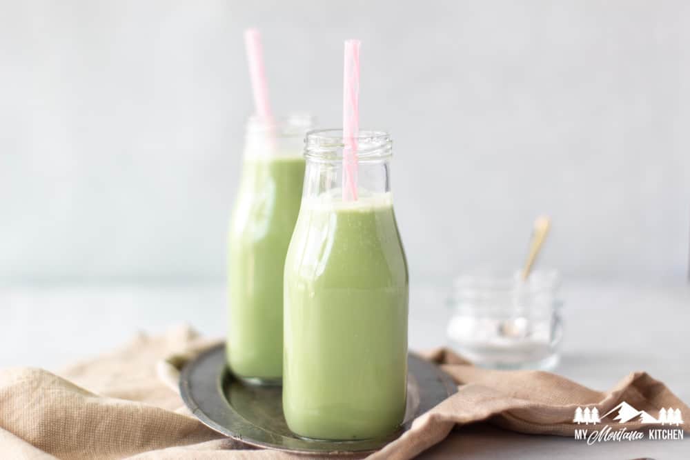 image of keto iced matcha latte