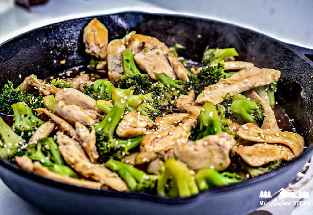 chinese chicken and broccoli in iron skillet