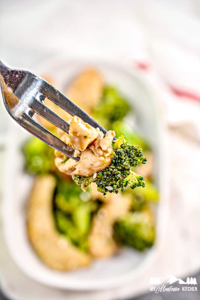 keto chinese chicken and broccli on fork