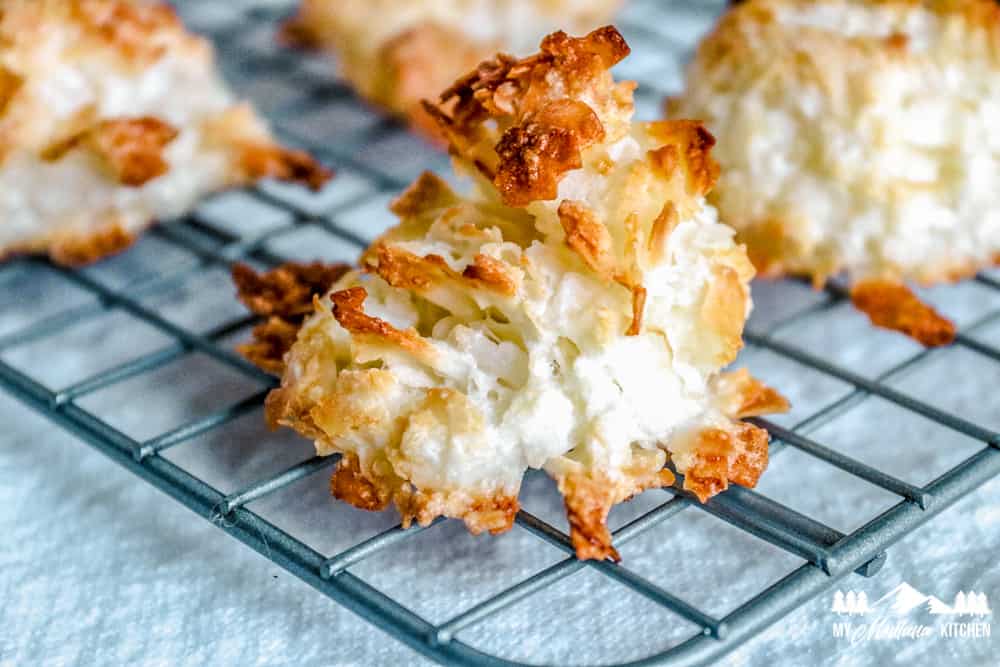 single keto macaroon