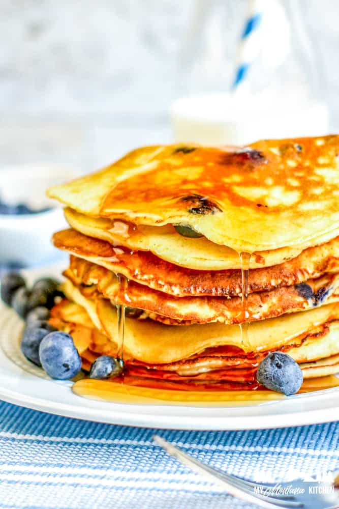 blueberry pancakes with syrup