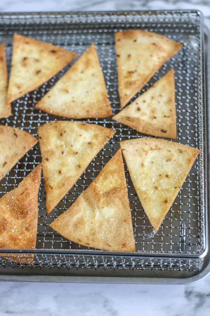 pita chips on air fryer tray