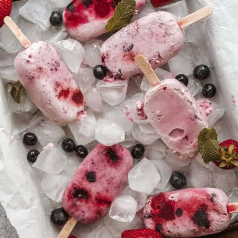 homemade mixed berry popsicles