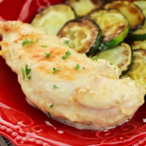 Creamy Garlic Chicken with Garlic Alfredo Sauce