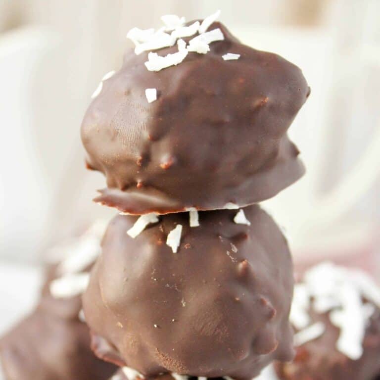 Low Carb Almond Joy Bonbons (Sugar Free, Dairy Free, THM-S) #trimhealthymama #thm #sugarfree #lowcarb #dairyfree #glutenfree #thm-s #bonbons #almondjoy #coconut #ketocandy #lowcarbcandy #christmas