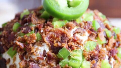 Easy Bacon Jalapeño Cheese Ball (Low Carb, Keto, THM-S) #trimhealthymama #thm #thm-s #cheeseball #bacon #jalapeno #appetizer #creamcheese