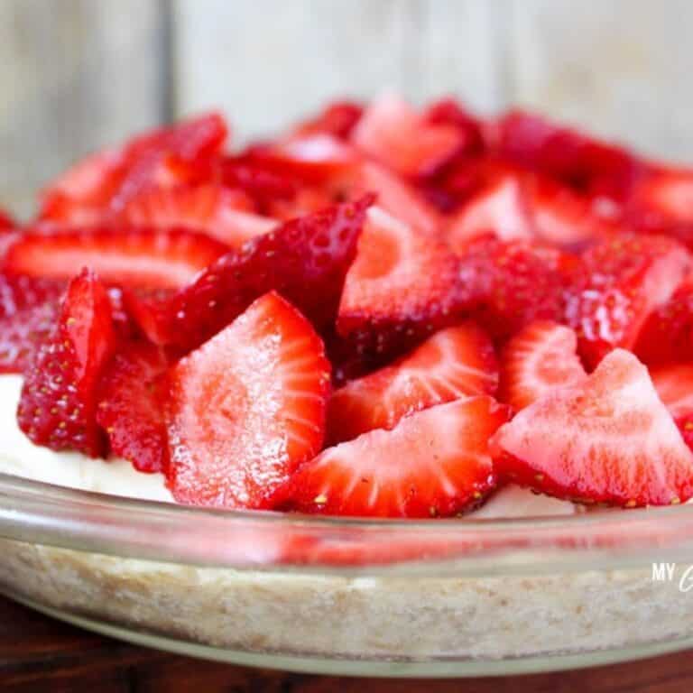 Mom's Famous Strawberry Pie (THM-S, Low Carb, Sugar Free)