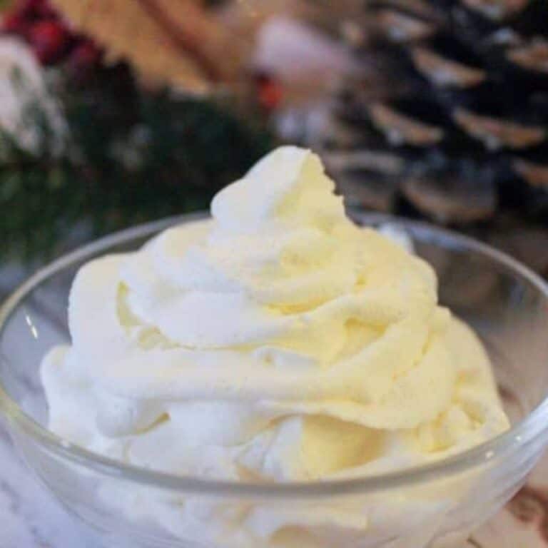 Peppermint Whipped Cream {THM-S, Sugar Free, Low Carb}
